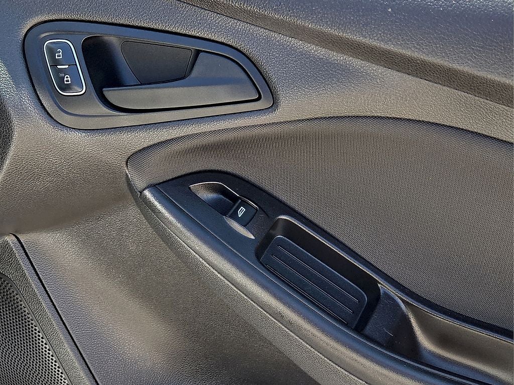 2017 Ford Focus S