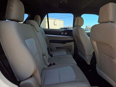 2017 Ford Explorer Base