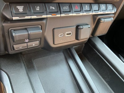 2022 Chevrolet Silverado 3500HD High Country