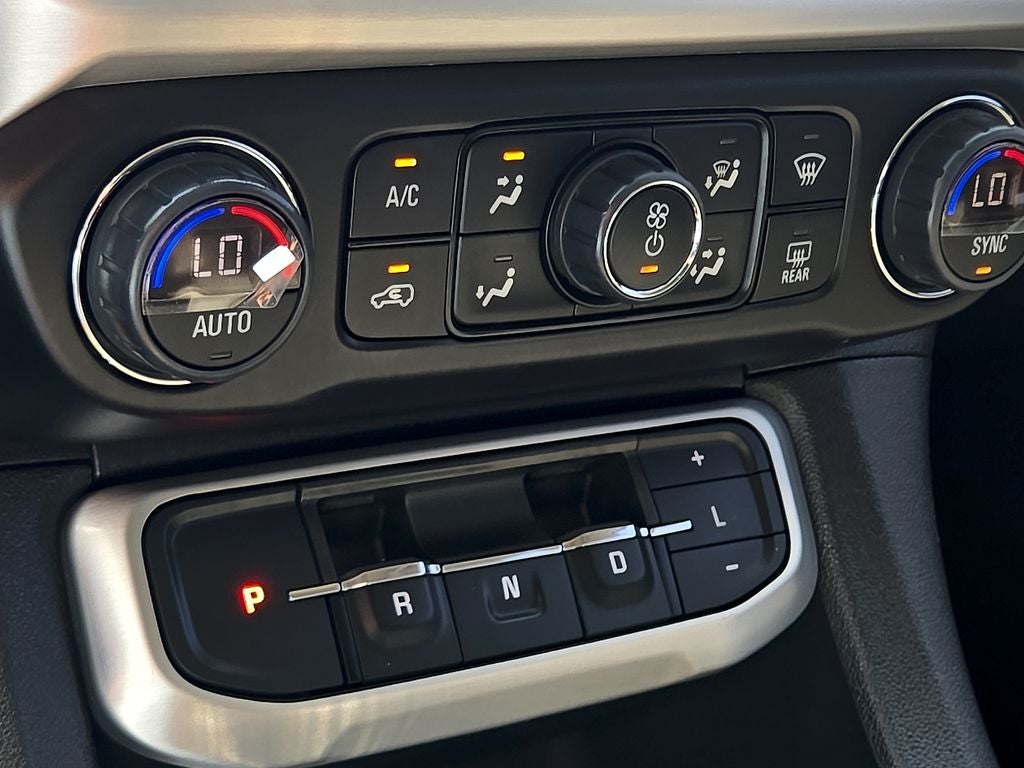 2022 GMC Acadia SLE