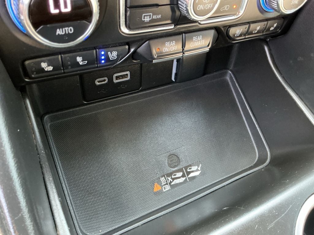 2023 GMC Yukon AT4