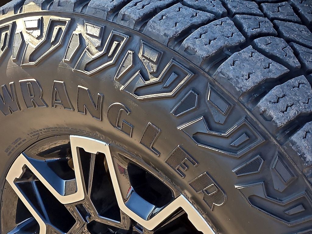 2024 GMC Sierra 2500HD AT4X