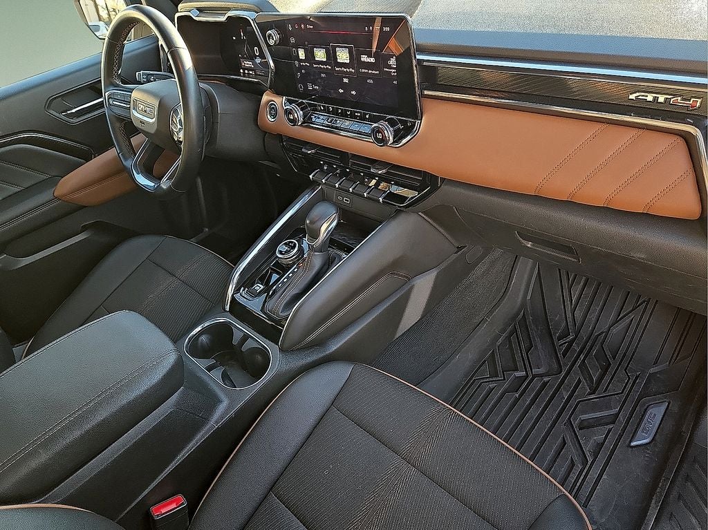 2023 GMC Canyon AT4