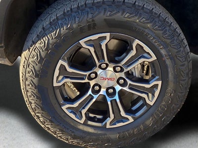 2023 GMC Canyon AT4