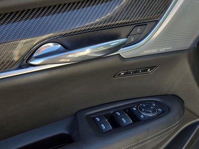 2025 Cadillac XT6 Sport