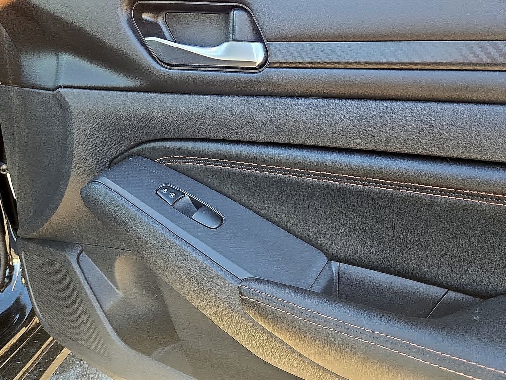 2022 Nissan Altima 2.0 SR