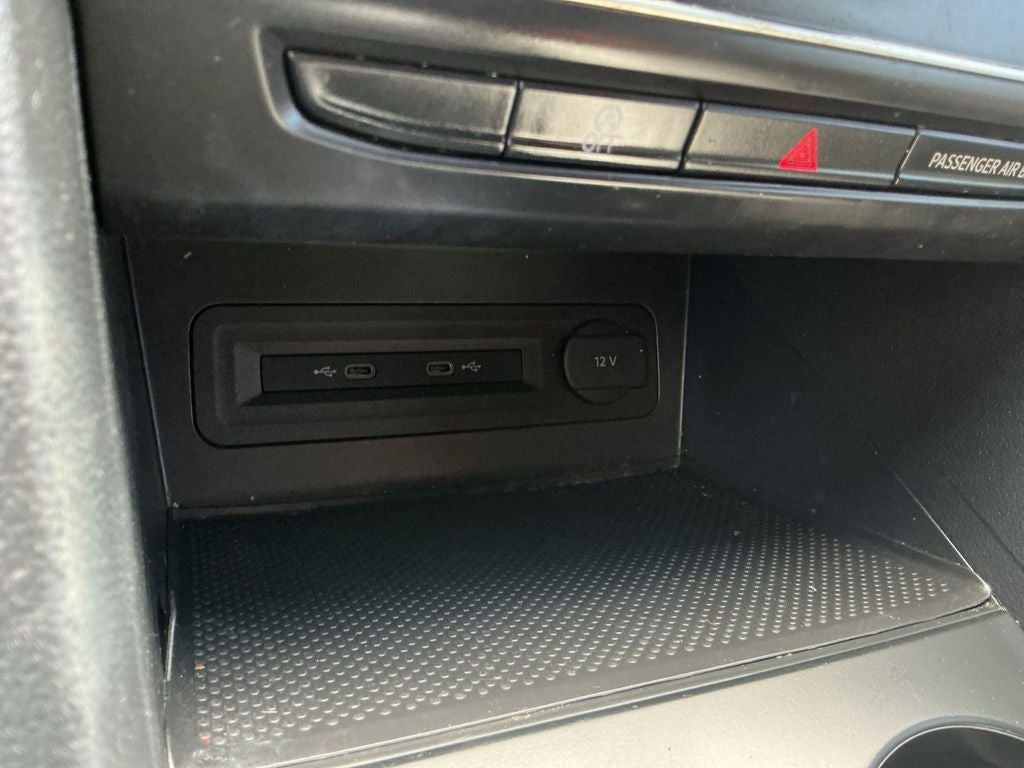 2022 Volkswagen Atlas Cross Sport 2.0T SE