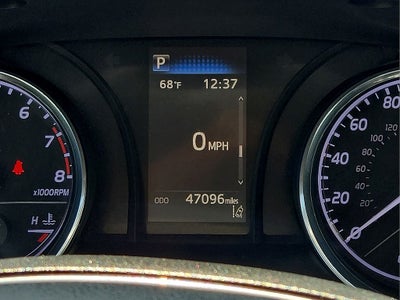 2020 Toyota Camry SE