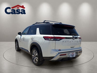 2024 Nissan Pathfinder SL