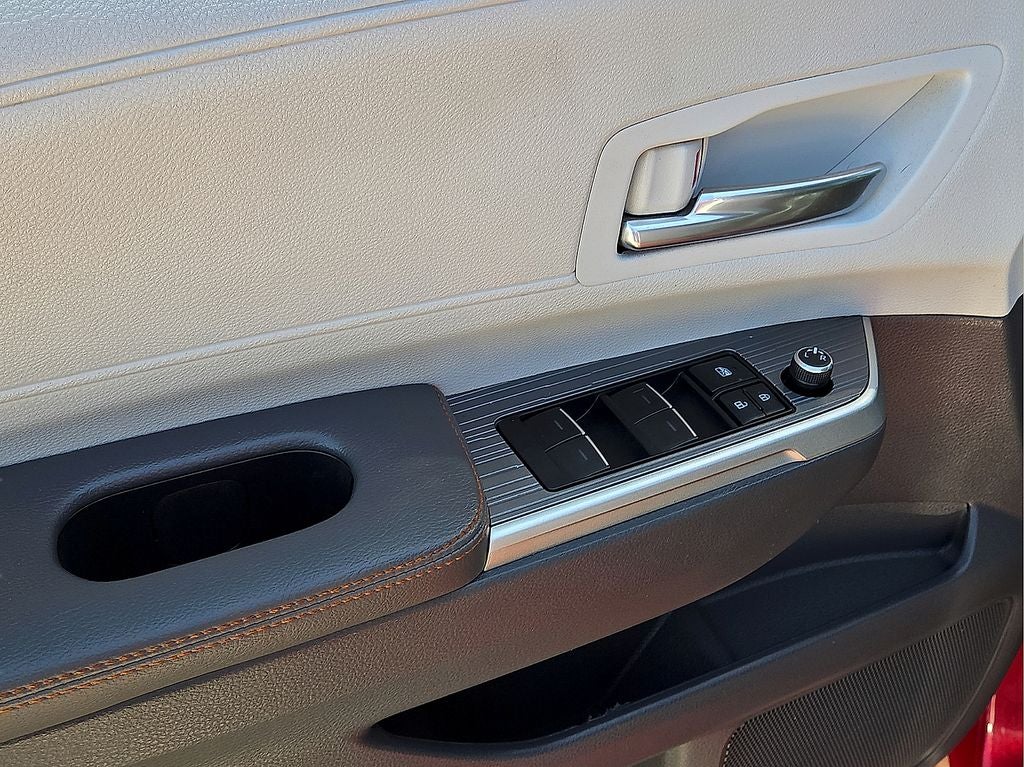 2021 Toyota Sienna XSE 7 Passenger