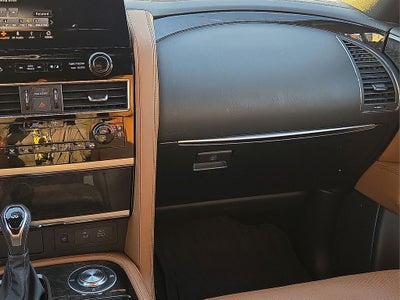 2023 INFINITI QX80 Premium Select