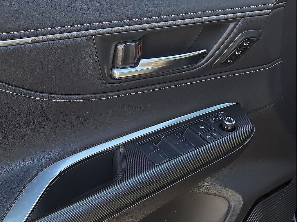 2022 Toyota Venza XLE