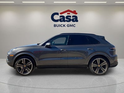 2022 Porsche Cayenne Base