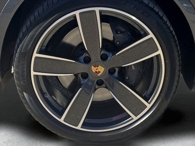 2022 Porsche Cayenne Base