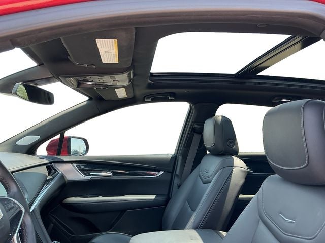 2023 Cadillac XT5 FWD Premium Luxury