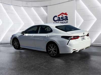 2024 Toyota Camry SE