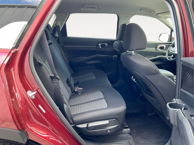 2025 Kia Sorento LX