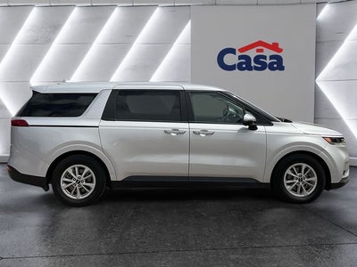 2023 Kia Carnival LX