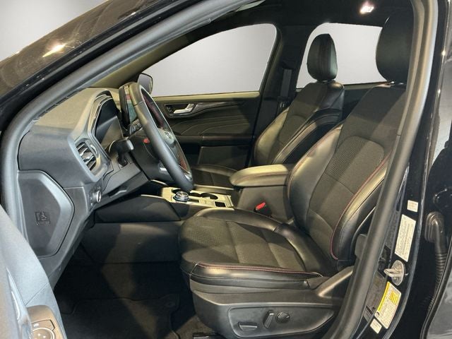 2025 Ford Escape Hybrid ST-Line