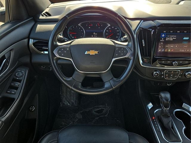2022 Chevrolet Traverse LT Leather
