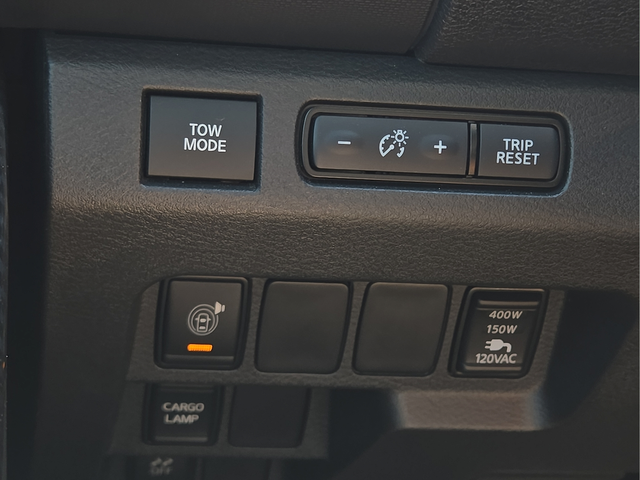 2023 Nissan Frontier PRO-X