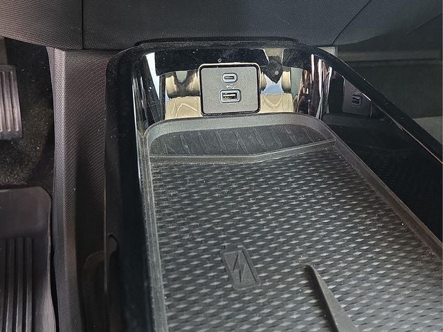 2022 Ford Mustang Mach-E California Route 1