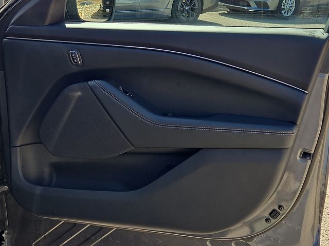 2023 Ford Mustang Mach-E California Route 1