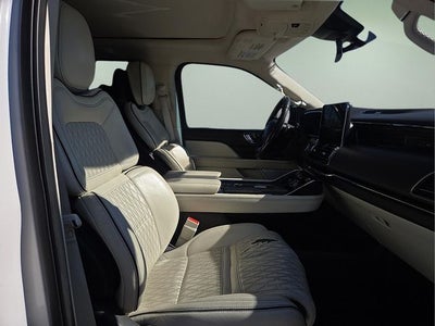 2019 Lincoln Navigator Black Label