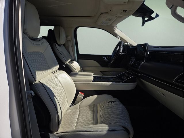 2019 Lincoln Navigator Black Label