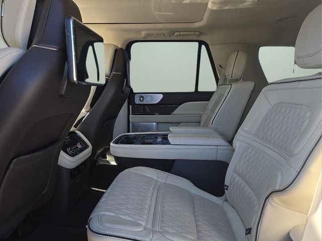 2019 Lincoln Navigator Black Label