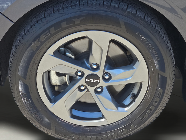 2022 Kia K5 LXS