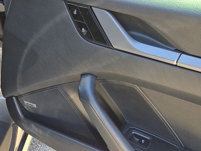 2020 Porsche 911 Carrera 4