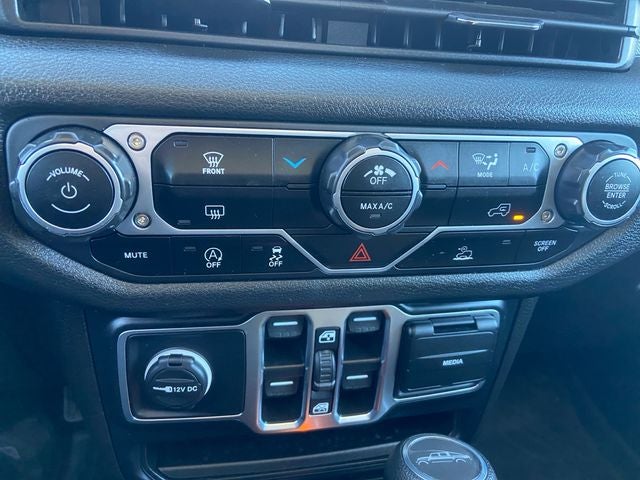 2024 Jeep Gladiator Nighthawk