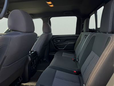 2023 Nissan Titan SV