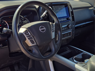 2024 Nissan Titan SV