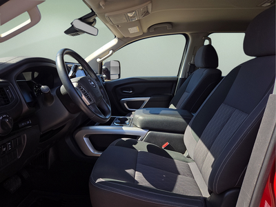 2024 Nissan Titan SV