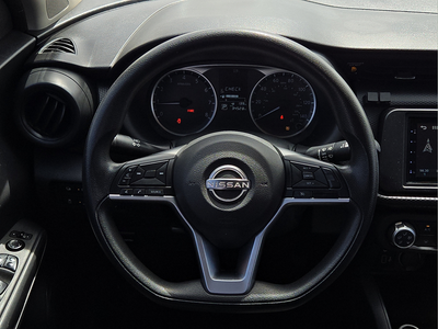 2022 Nissan Kicks S