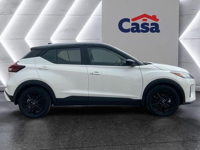2022 Nissan Kicks SV