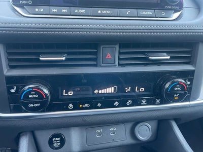 2025 Nissan Rogue SV Nissan Certified
