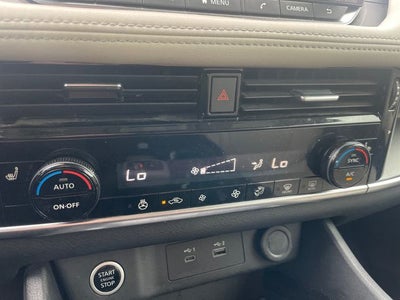 2022 Nissan Rogue SV Nissan Certified Select
