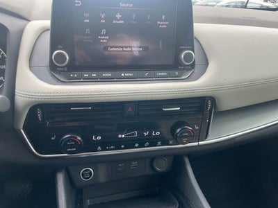 2022 Nissan Rogue SV Nissan Certified Select