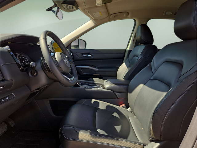 2024 Nissan Pathfinder SL Nissan Certified
