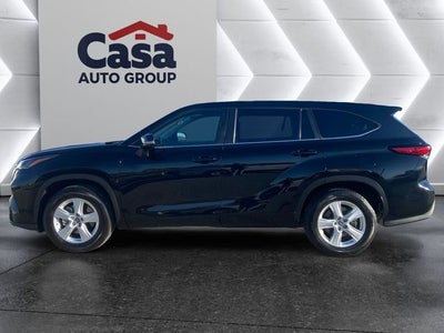 2023 Toyota Highlander LE