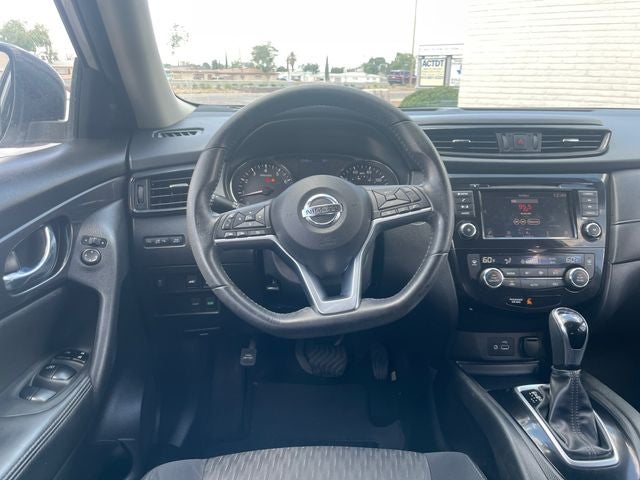 2018 Nissan Rogue SV Nissan Certified Select