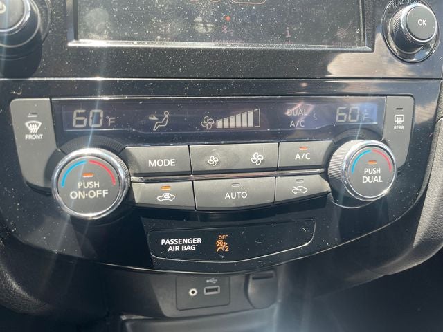 2018 Nissan Rogue SV Nissan Certified Select
