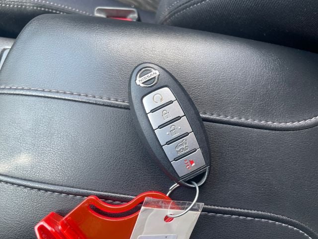 2018 Nissan Rogue SV Nissan Certified Select