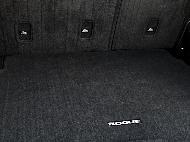 2023 Nissan Rogue SV Nissan certified