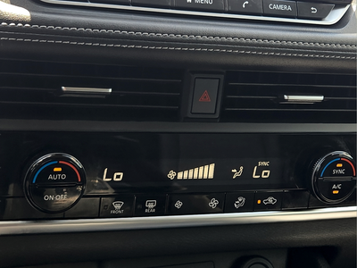 2023 Nissan Rogue SV Nissan certified