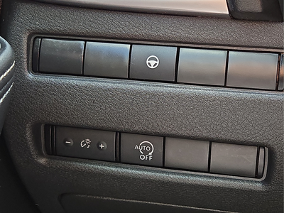 2023 Nissan Rogue SV Nissan certified