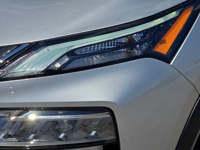 2023 Nissan Rogue SV Nissan certified